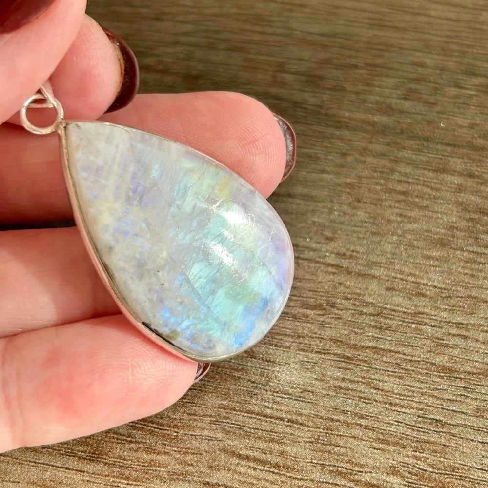 925 Sterling Silver Rainbow Moonstone Flash Teardrop Pendant